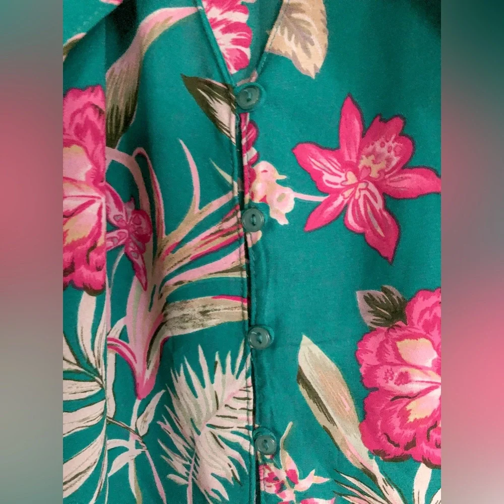 Francesca’s High Neck Tank Top - Picture 9 of 11